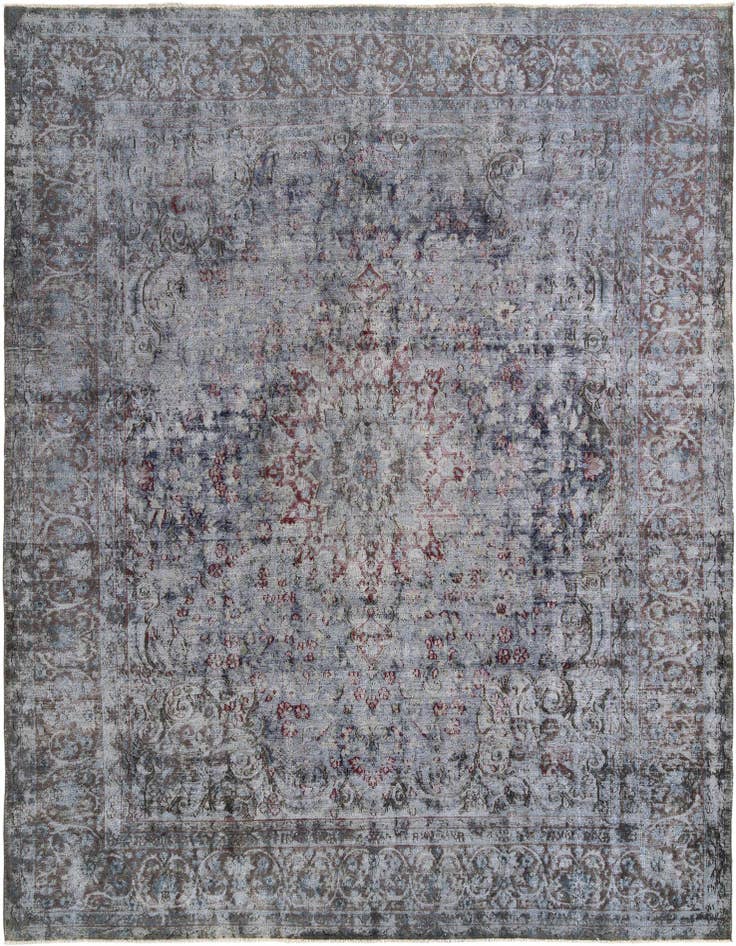 Detail image of 9' 7 x 13' 2 Vintage Royal Wool Rug