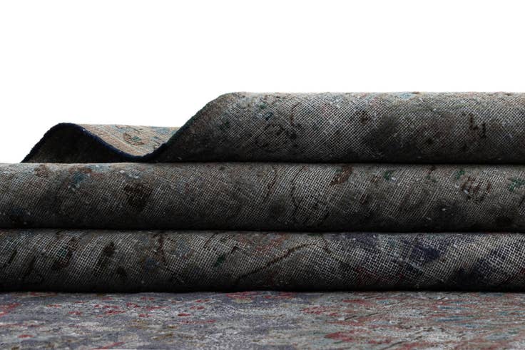 Detail image of 9' 8 x 12' 10 Vintage Royal Wool Rug