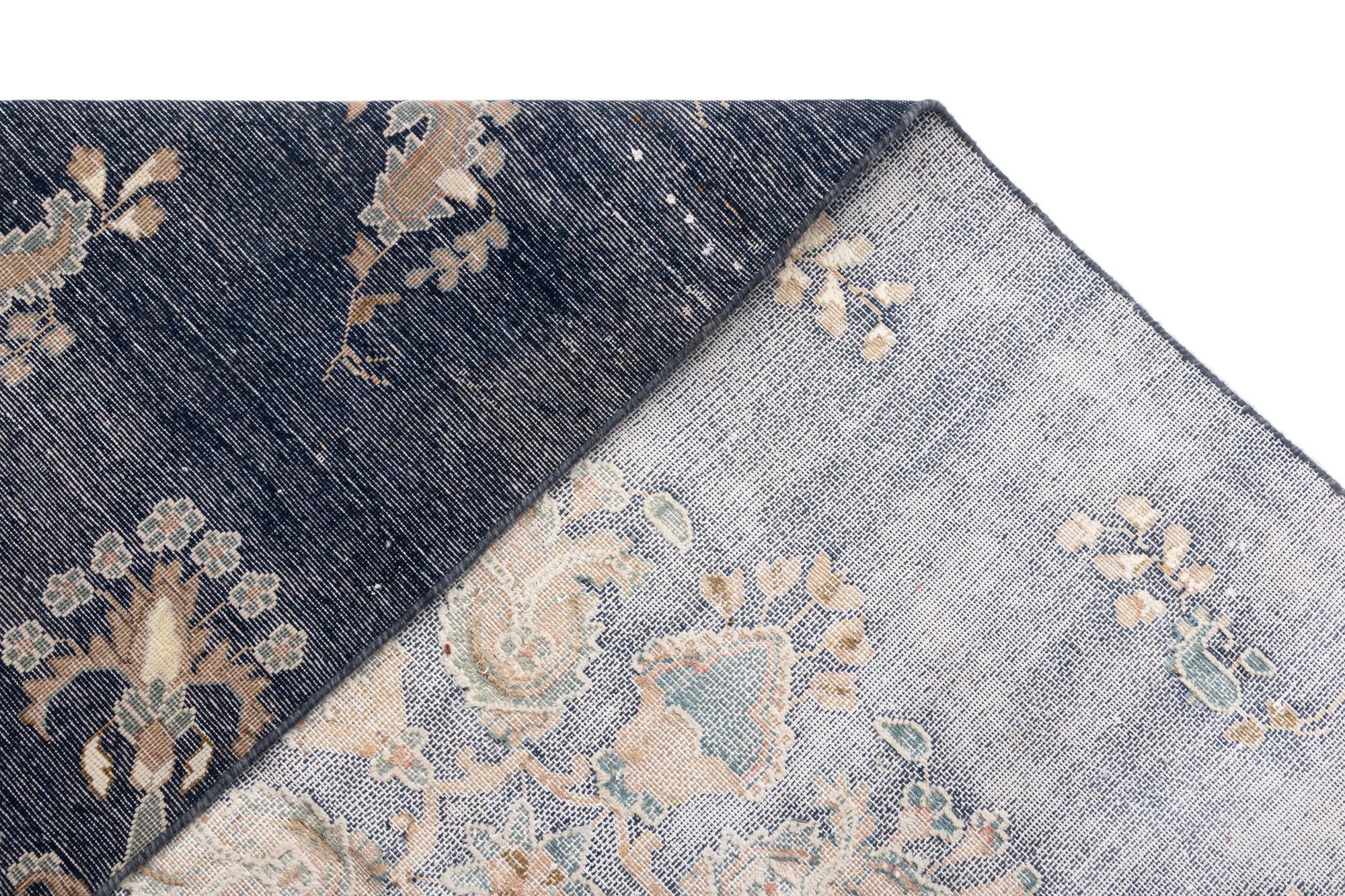 4' 4 x 6' 7 Vintage Royal Wool Rug