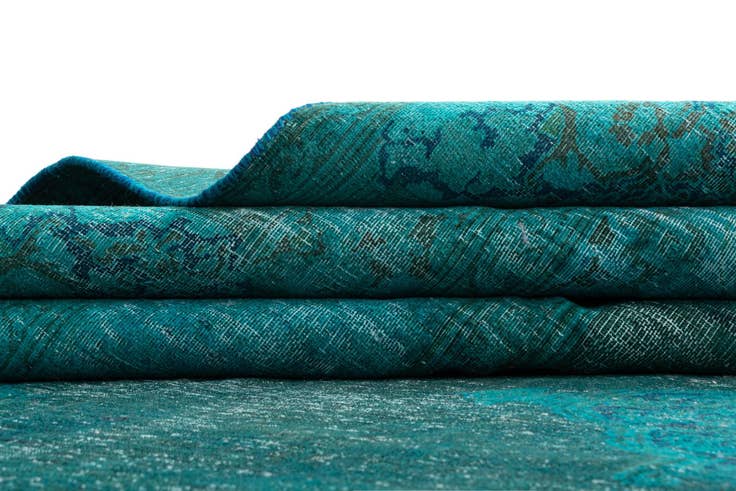 Detail image of 9' 6 x 12' 4 Vintage Royal Wool Rug