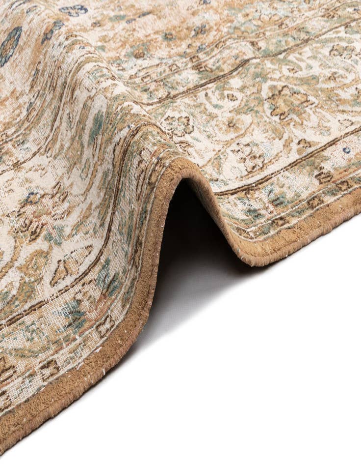 Detail image of 9' 4 x 12' 4 Vintage Royal Wool Rug