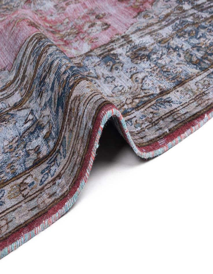 Detail image of 8' 3 x 12' 6 Vintage Royal Wool Rug