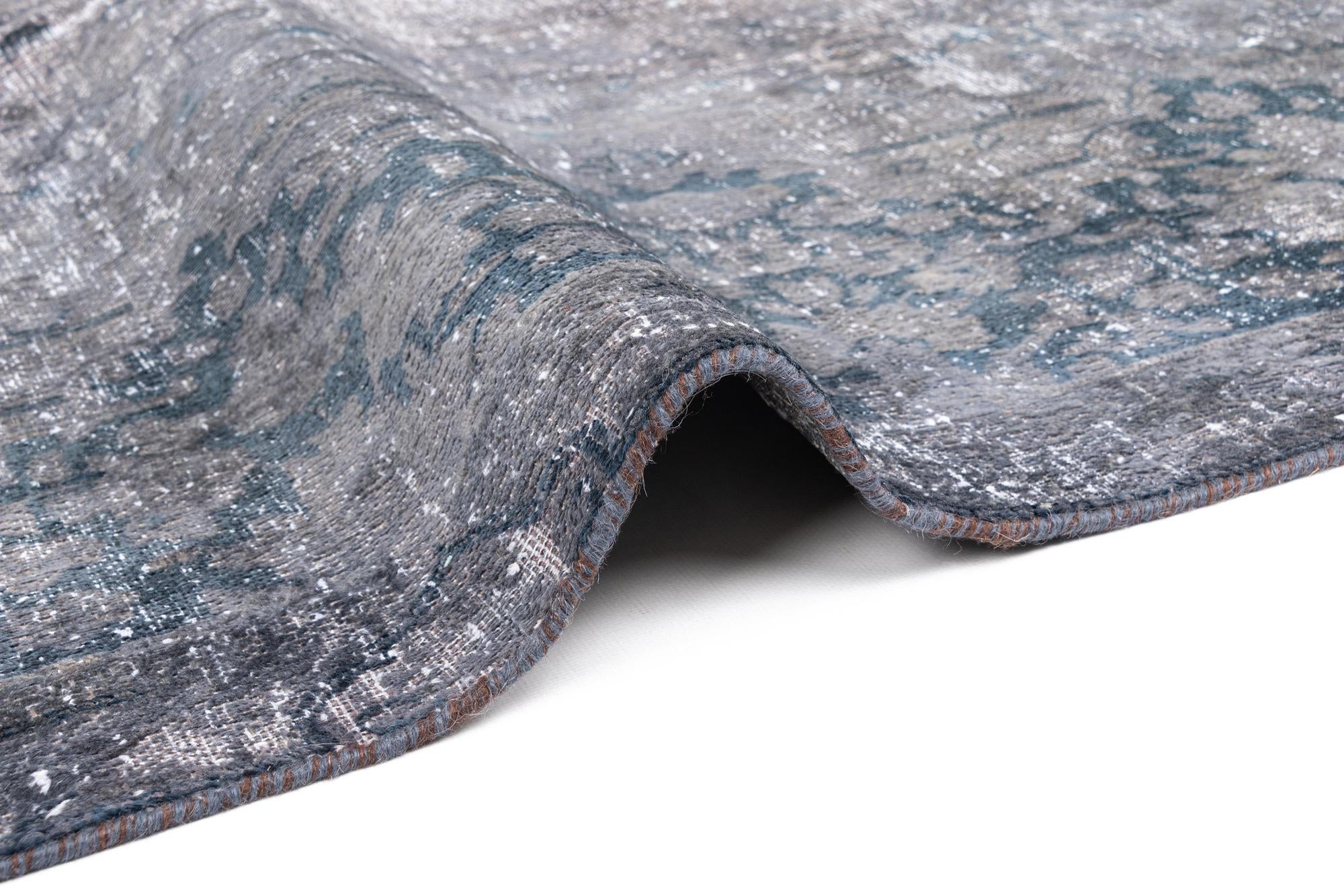 9' 8 x 12' 6 Vintage Royal Wool Rug