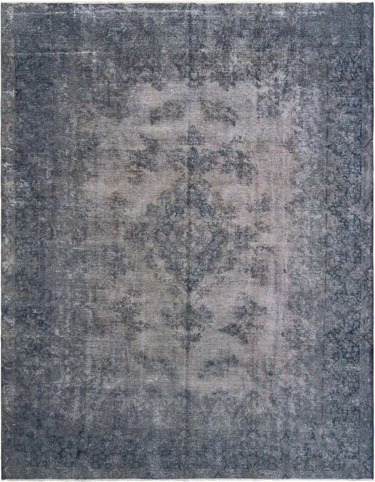 Detail image of 9' 8 x 12' 6 Vintage Royal Wool Rug