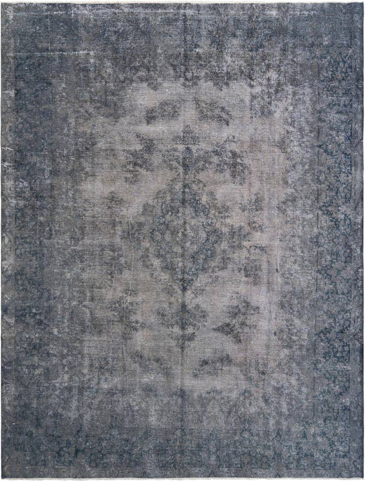 Detail image of 9' 8 x 12' 6 Vintage Royal Wool Rug