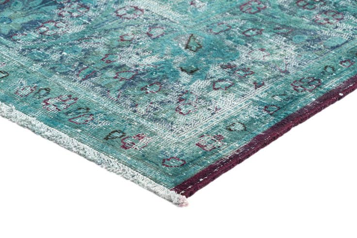 Detail image of 9' 7 x 12' 6 Vintage Royal Wool Rug