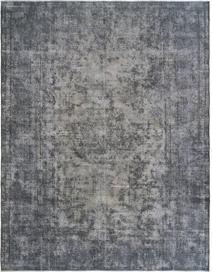 Detail image of 9' 7 x 13' 3 Vintage Royal Wool Rug