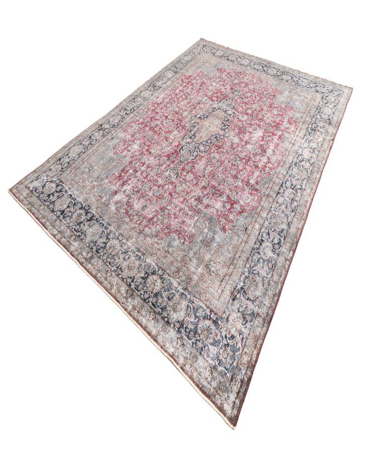 Detail image of 9' 8 x 13' 3 Vintage Royal Wool Rug