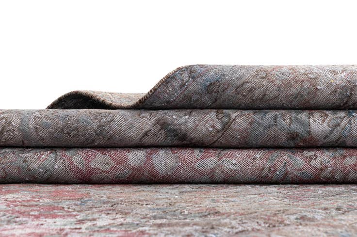 Detail image of 9' 4 x 12' 3 Vintage Royal Wool Rug