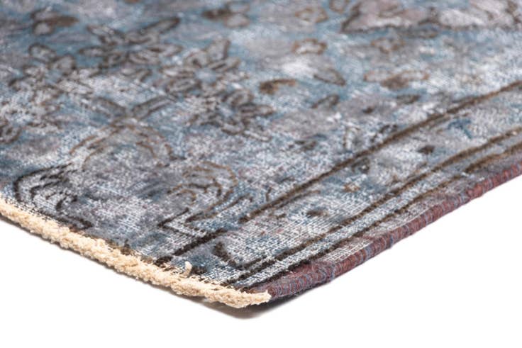 Detail image of 9' 8 x 12' 4 Vintage Royal Wool Rug