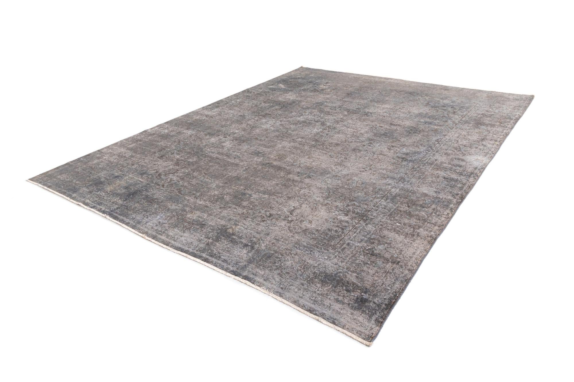9' 11 x 13' Vintage Royal Wool Rug