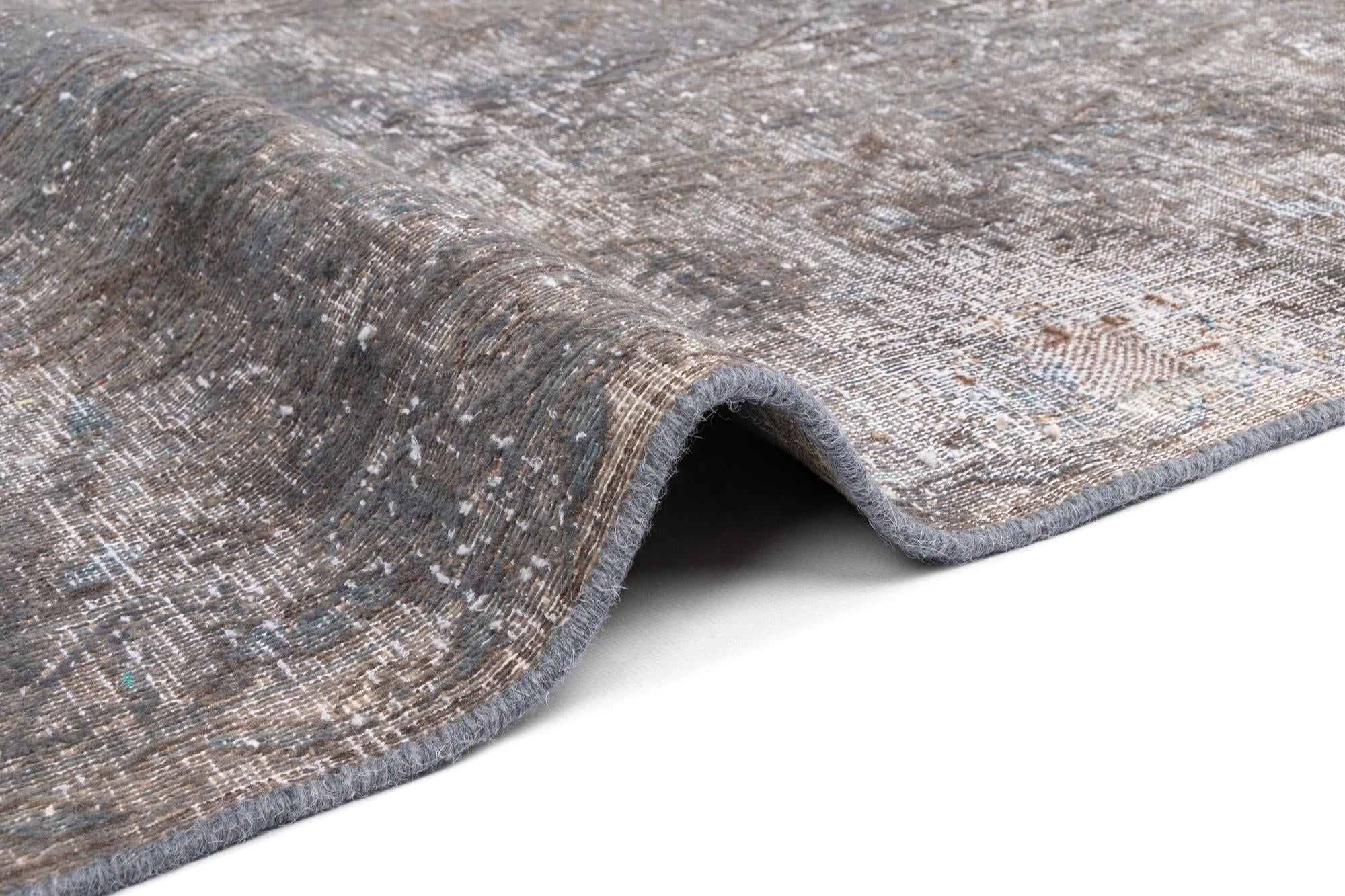 9' 11 x 13' Vintage Royal Wool Rug