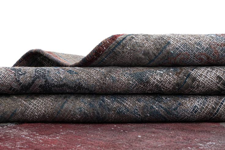 Detail image of 10' 3 x 11' 8 Vintage Royal Wool Rug