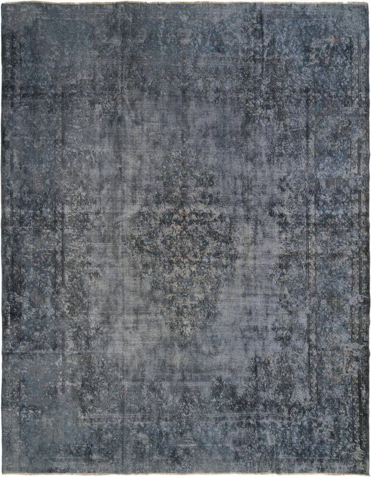 Detail image of 10' 1 x 13' 7 Vintage Royal Wool Rug