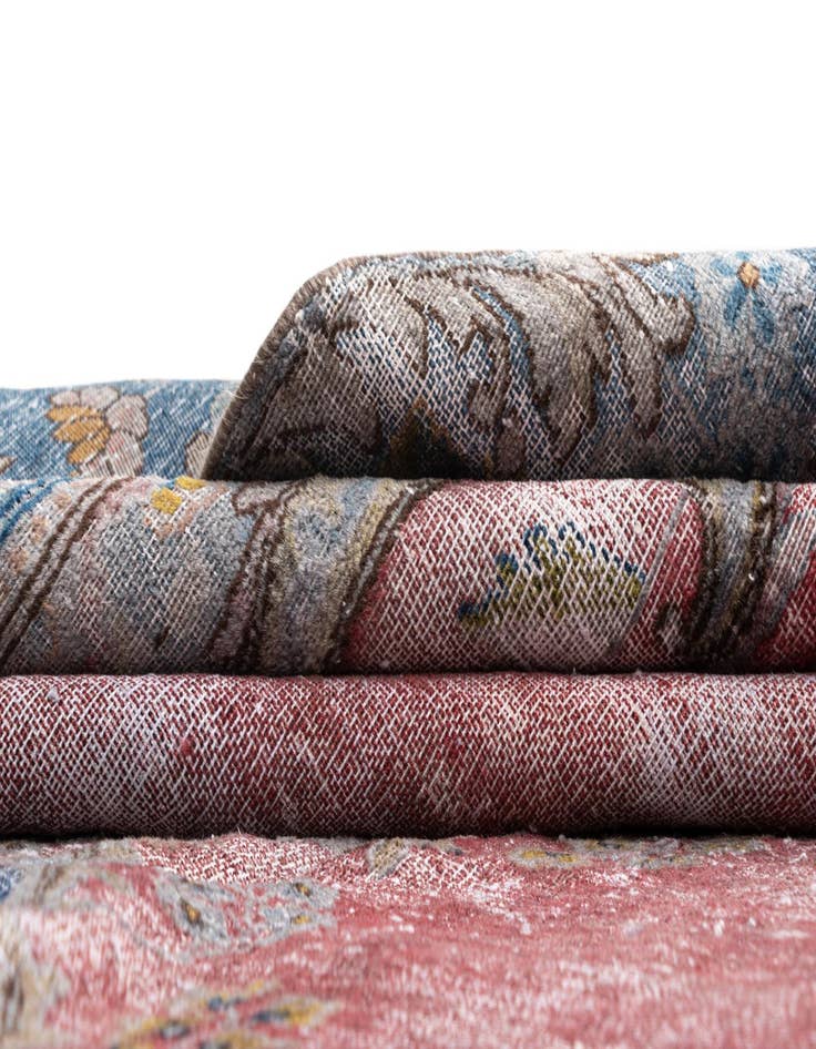 Detail image of 8' 10 x 15' 6 Vintage Royal Wool Rug