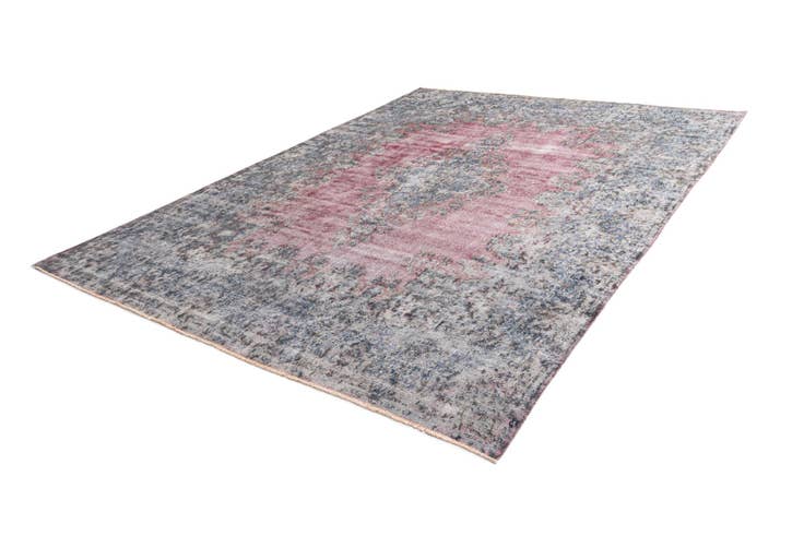 Detail image of 9' 7 x 12' 10 Vintage Royal Wool Rug