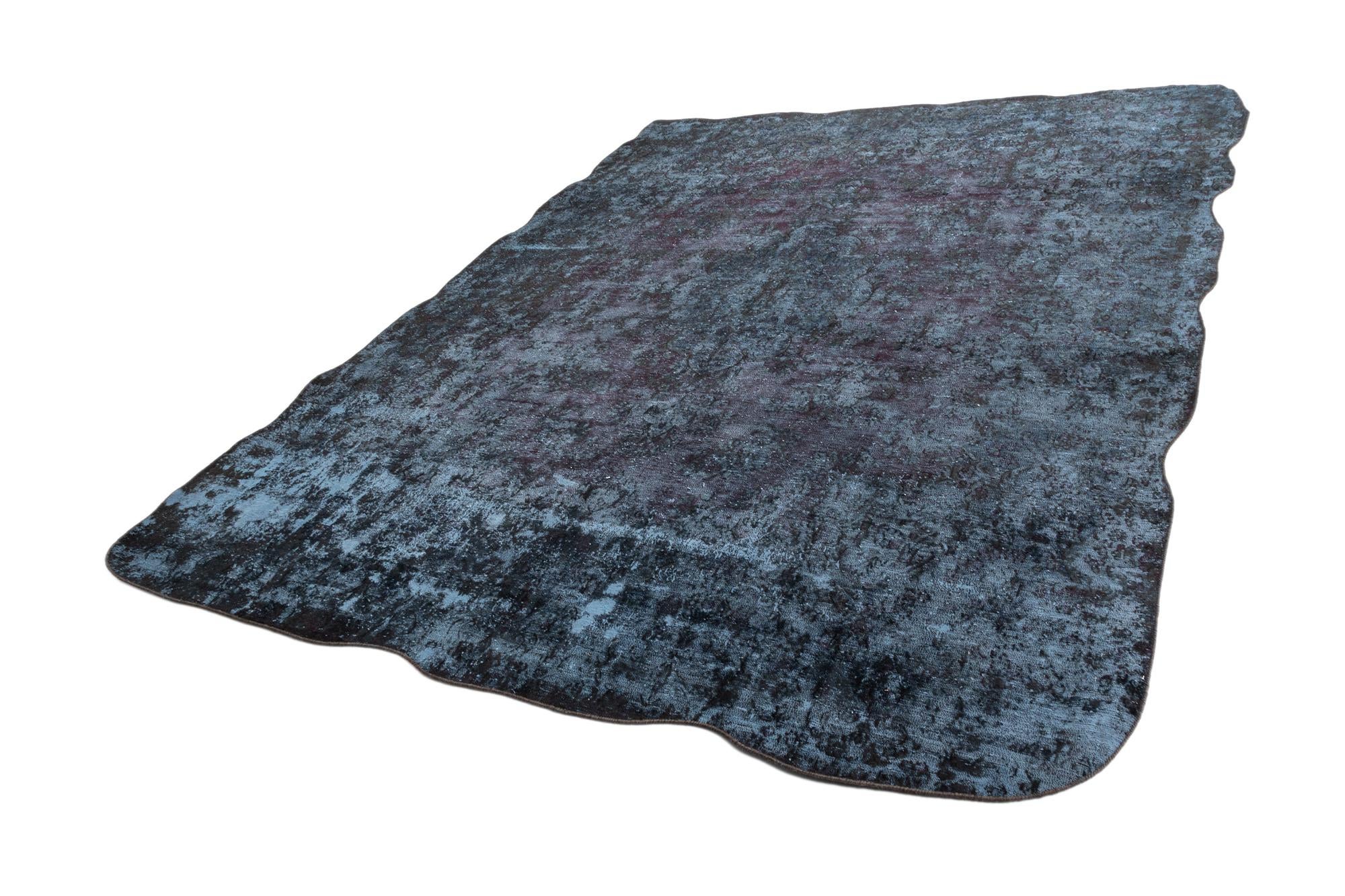 9' 5 x 12' 10 Vintage Royal Wool Rug