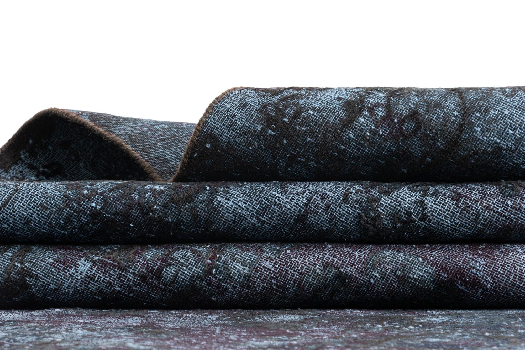 9' 5 x 12' 10 Vintage Royal Wool Rug