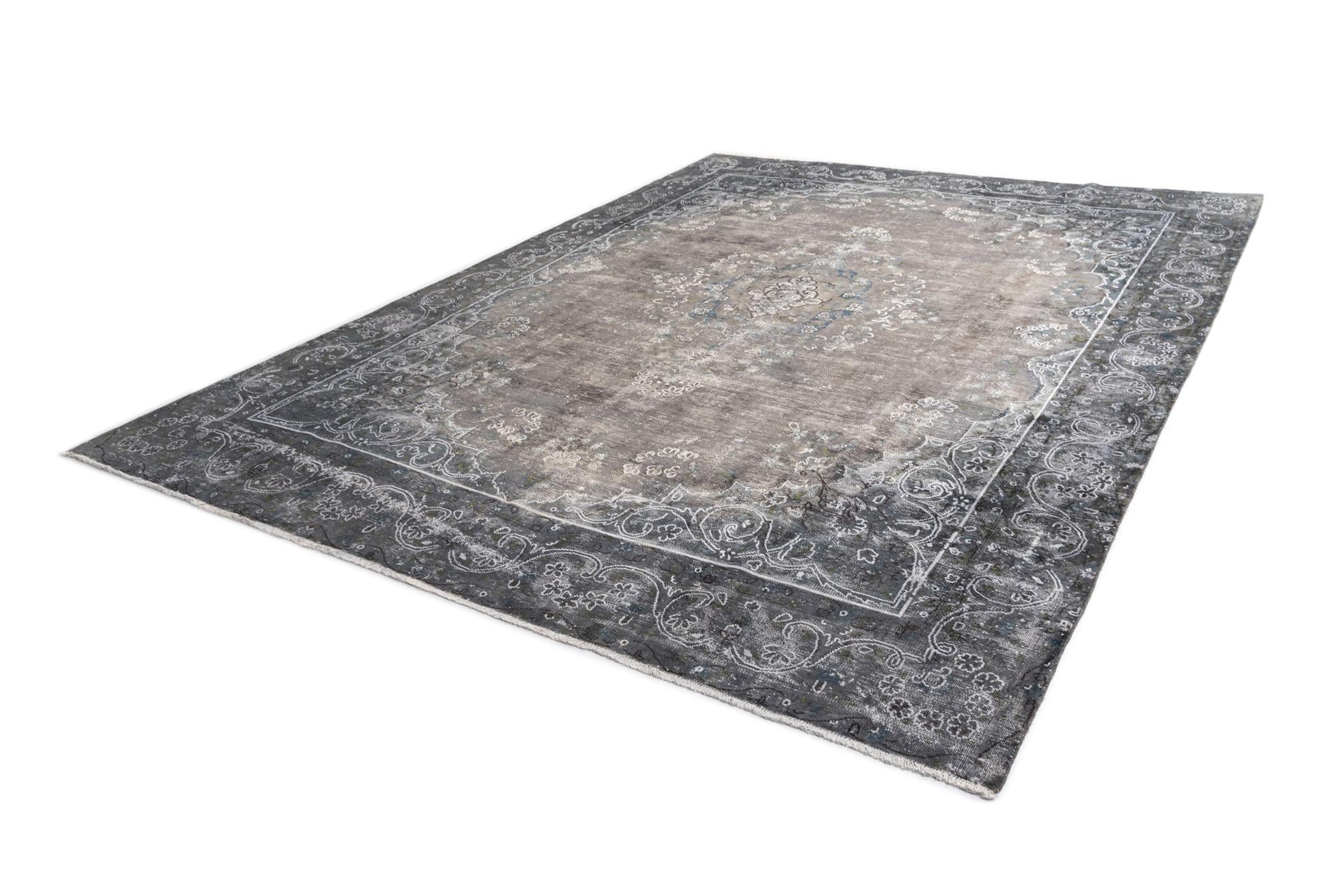 9' 7 x 12' 9 Vintage Royal Wool Rug