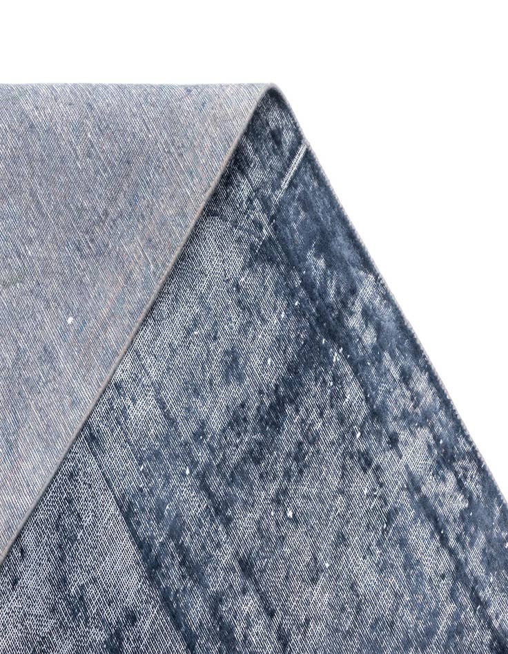 Detail image of 9' 7 x 12' 9 Vintage Royal Wool Rug