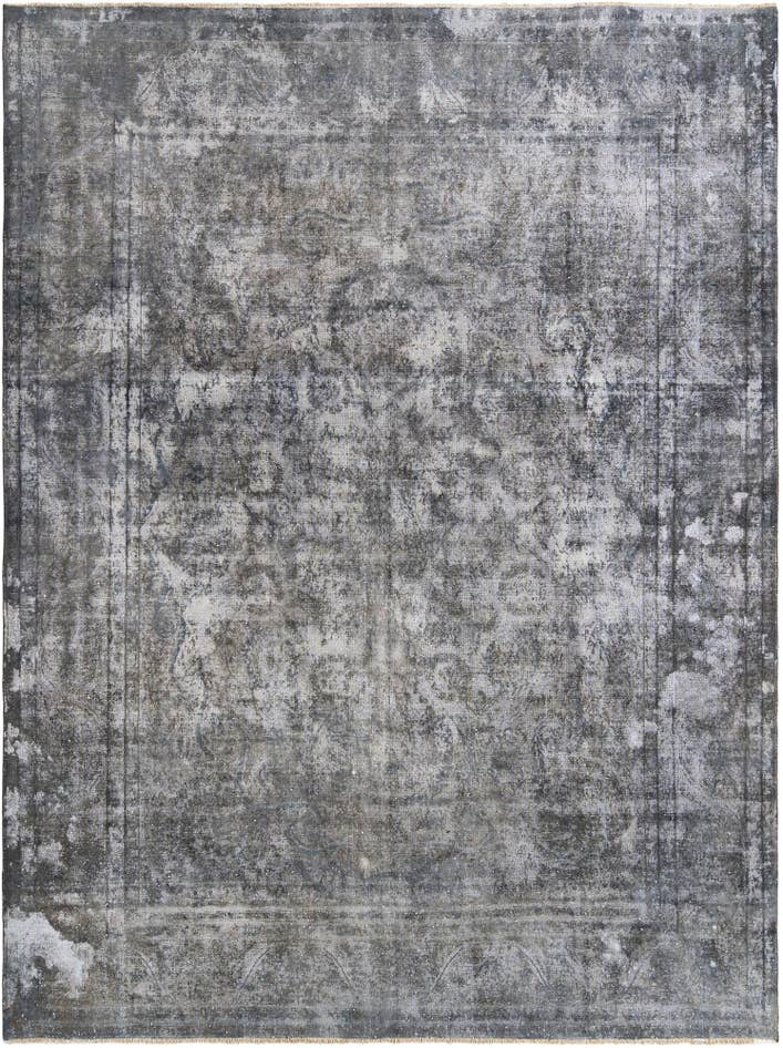Detail image of 9' 8 x 12' 10 Vintage Royal Wool Rug
