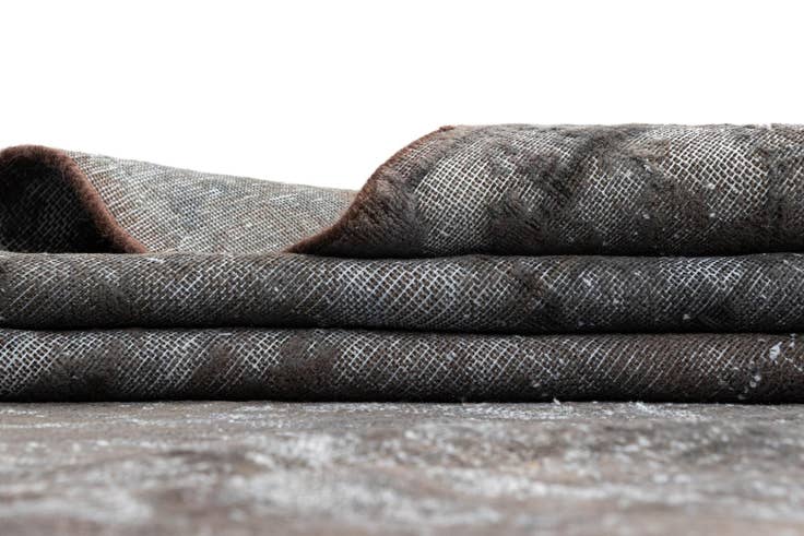 Detail image of 9' 11 x 13' 4 Vintage Royal Wool Rug