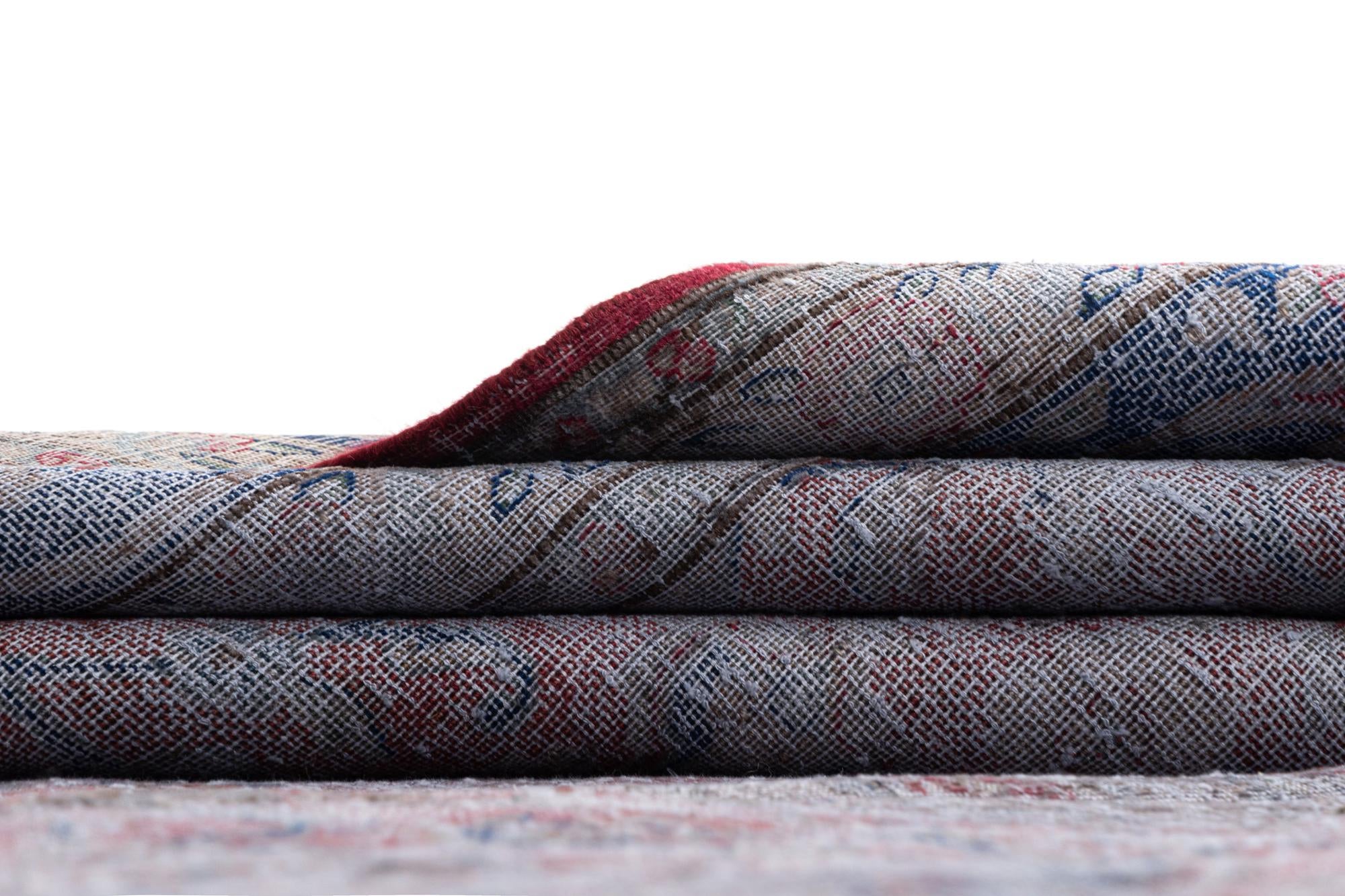 9' 9 x 13' 4 Vintage Royal Wool Rug