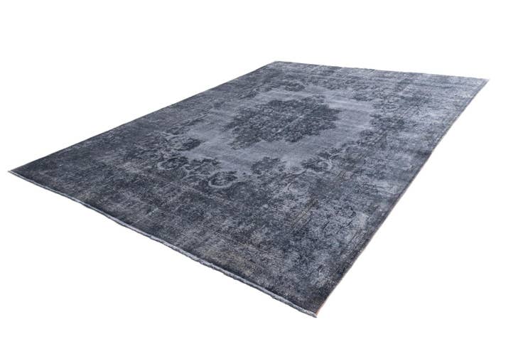 Detail image of 9' 9 x 13' 4 Vintage Royal Wool Rug