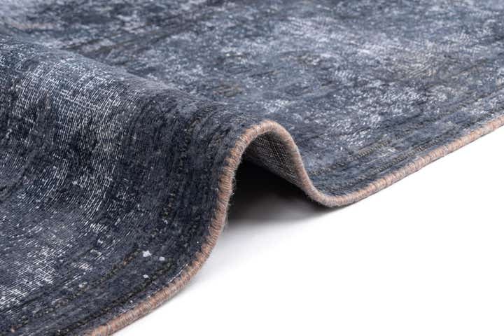 9' 9 x 13' 4 Vintage Royal Wool Rug