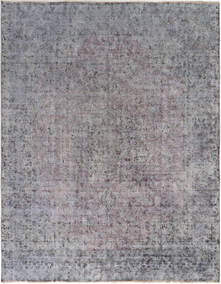 Detail image of 9' 7 x 12' 7 Vintage Royal Wool Rug