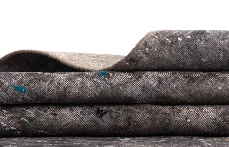 Detail image of 9' 9 x 12' 8 Vintage Royal Wool Rug