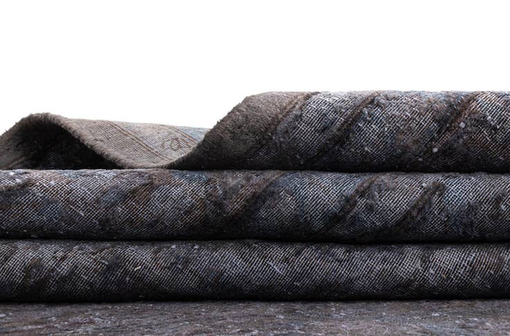 Detail image of 9' 9 x 12' 6 Vintage Royal Wool Rug