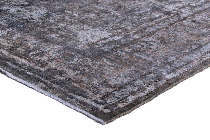 Detail image of 9' 9 x 12' 6 Vintage Royal Wool Rug