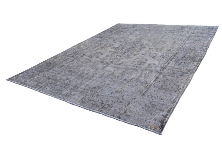 Detail image of 9' 5 x 12' 9 Vintage Royal Wool Rug