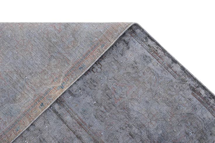 Detail image of 9' 5 x 12' 9 Vintage Royal Wool Rug