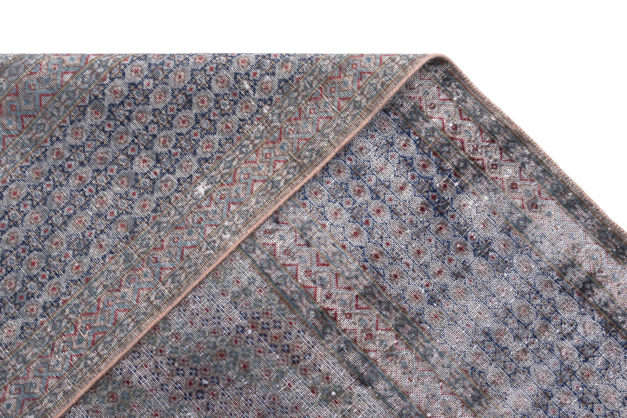 9' 9 x 12' 10 Vintage Royal Wool Rug