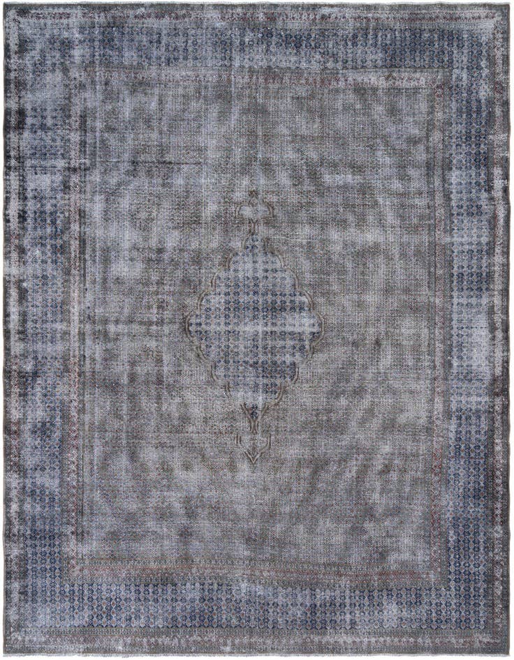 Detail image of 9' 9 x 12' 10 Vintage Royal Wool Rug