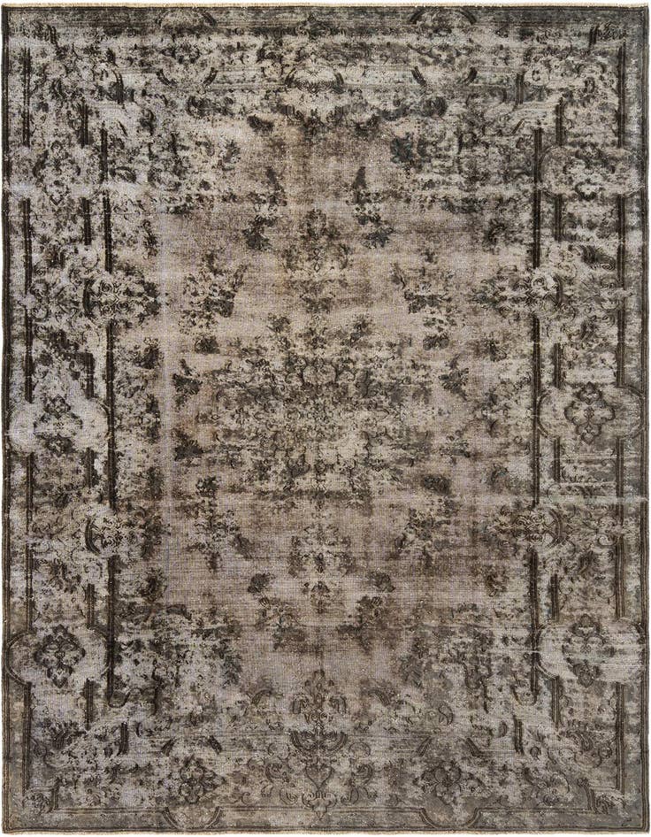 Detail image of 7' 9 x 11' 11 Vintage Royal Wool Rug