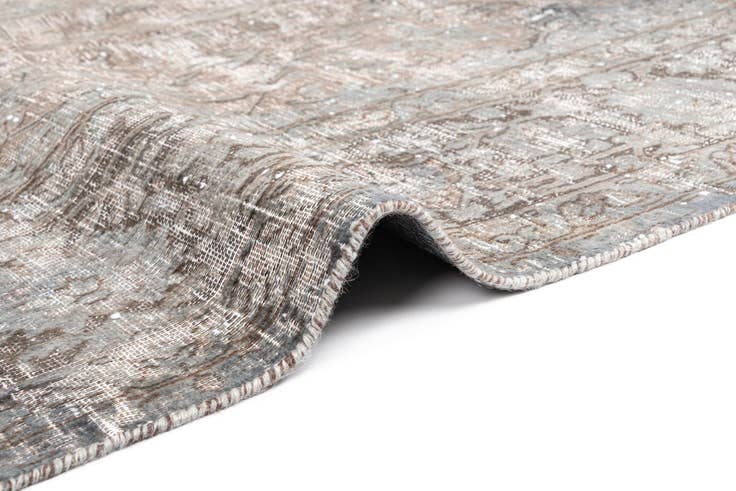 Detail image of 9' 8 x 12' 10 Vintage Royal Wool Rug