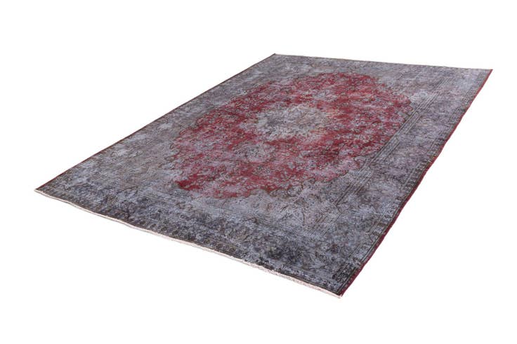 Detail image of 8' 4 x 11' 1 Vintage Royal Wool Rug