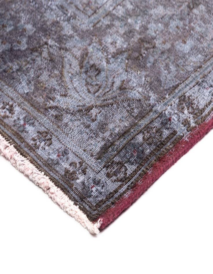 Detail image of 8' 4 x 11' 1 Vintage Royal Wool Rug