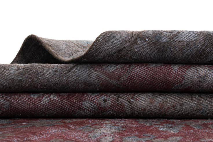 Detail image of 6' 2 x 9' 1 Vintage Royal Wool Rug