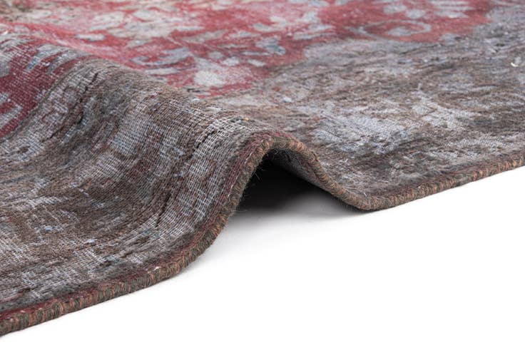 Detail image of 6' 2 x 9' 1 Vintage Royal Wool Rug