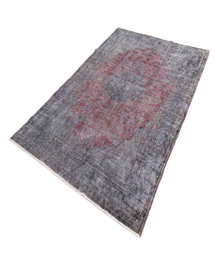 Detail image of 6' 10 x 9' 5 Vintage Royal Wool Rug