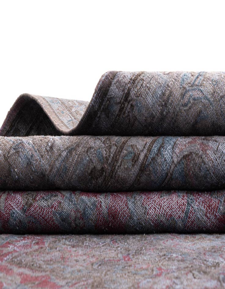 Detail image of 9' 8 x 12' 6 Vintage Royal Wool Rug