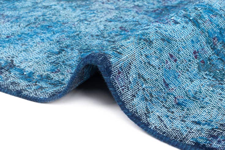 Detail image of 9' 9 x 12' 6 Vintage Royal Wool Rug