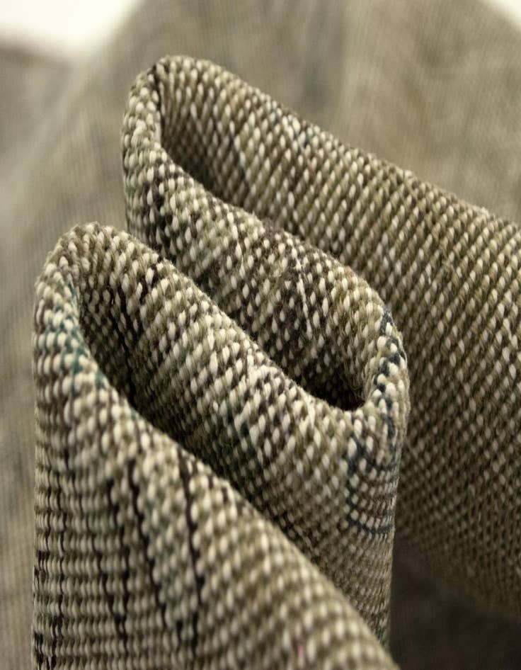 Detail image of 9' 2 x 12' 6  Hand Knotted Vintage Royal Persian Wool Rug