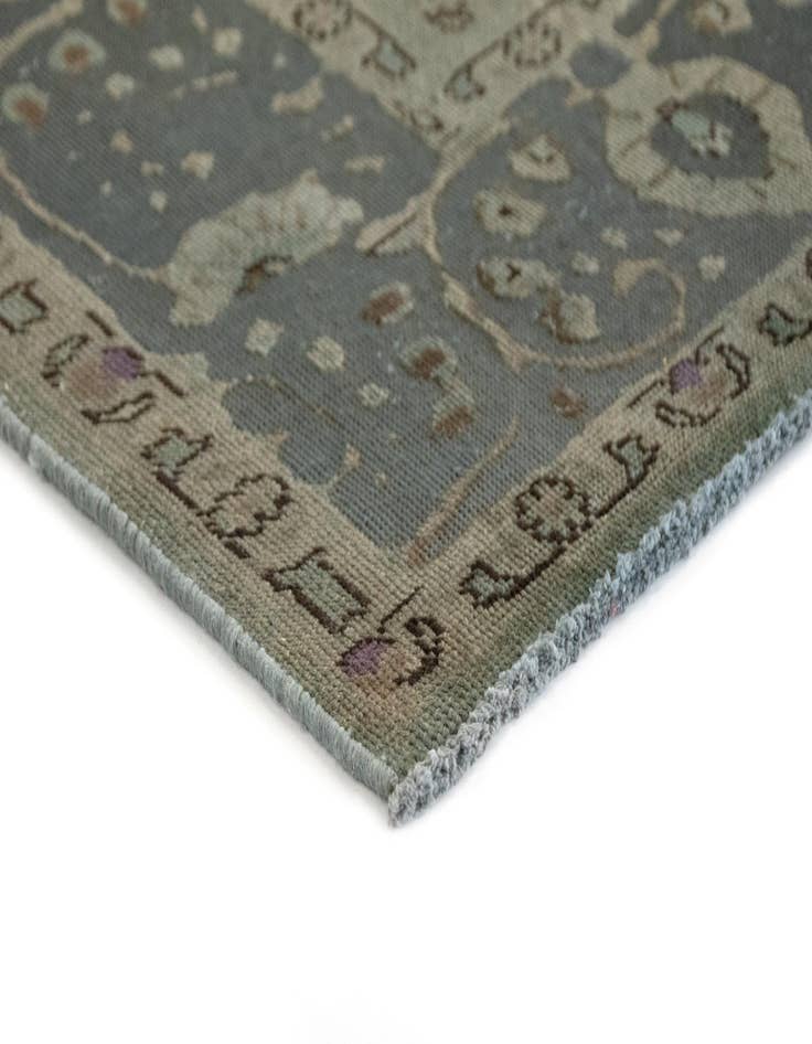 Detail image of 9' 8 x 12' 10  Hand Knotted Vintage Royal Persian Wool Rug