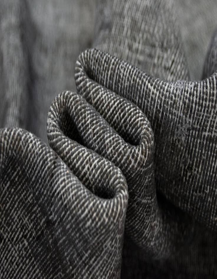 Detail image of 9' 6 x 13' 8  Hand Knotted Vintage Royal Persian Wool Rug