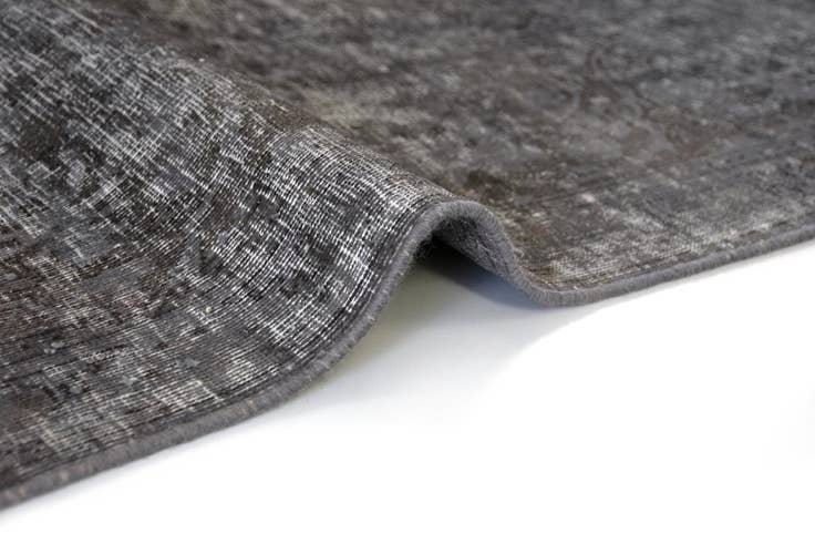 Detail image of 9' 6 x 13' 8 Hand Knotted Vintage Royal Persian Wool Rug